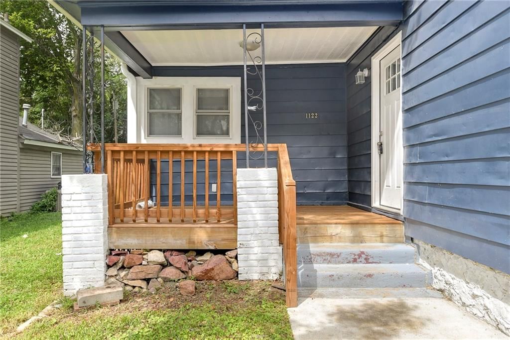1122 2nd Avenue — photo 3