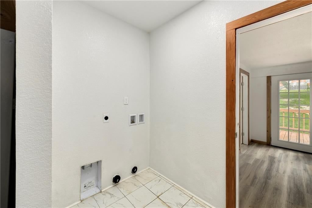 1122 2nd Avenue — photo 14