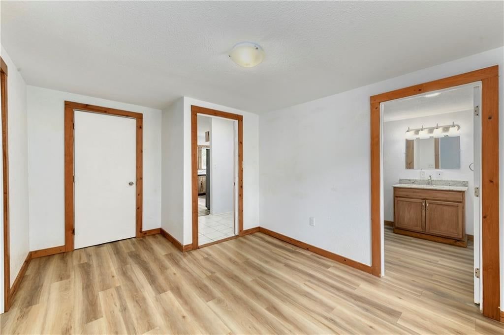 1122 2nd Avenue — photo 16
