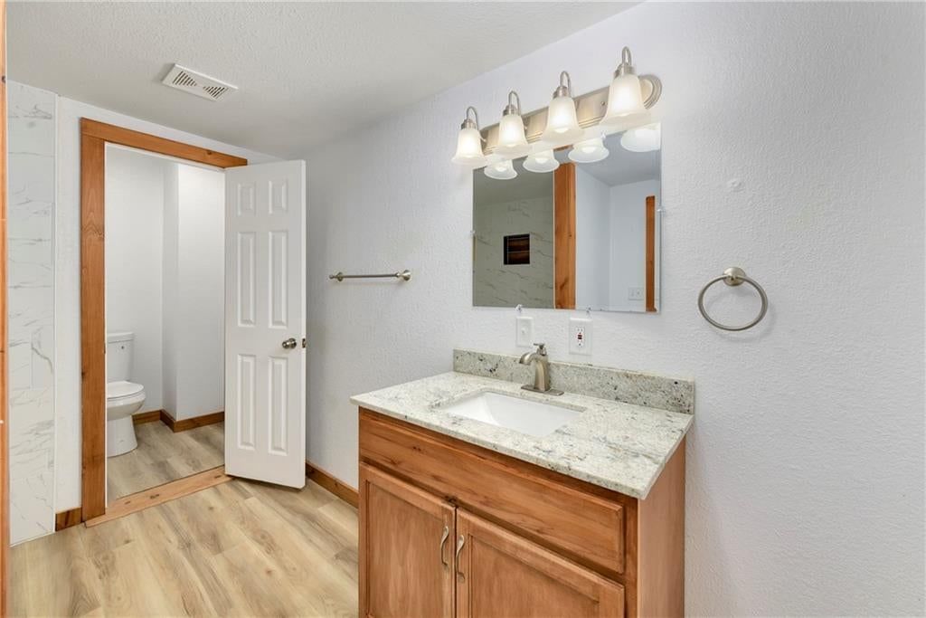 1122 2nd Avenue — photo 17