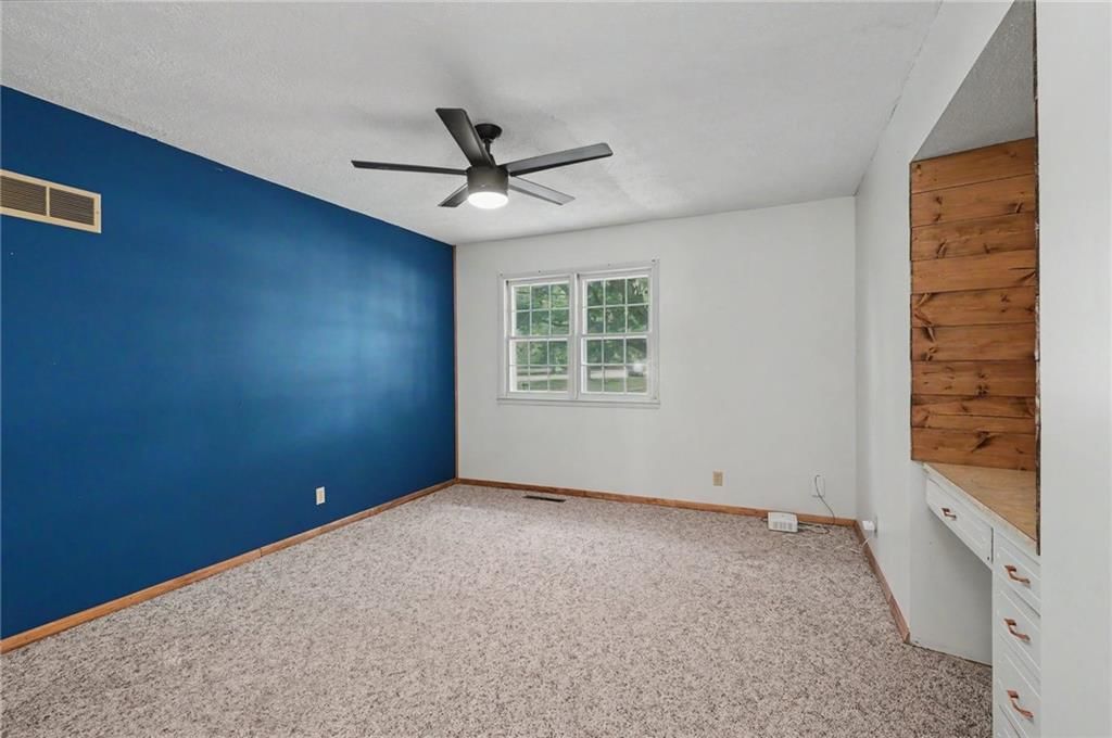 1229 S Elm Street — photo 16