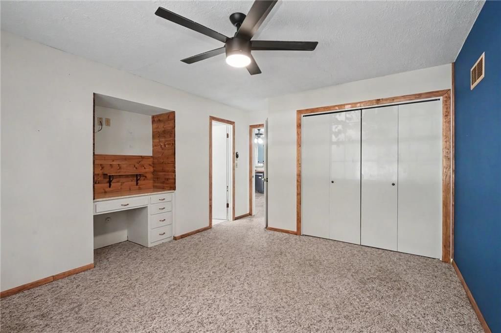 1229 S Elm Street — photo 17