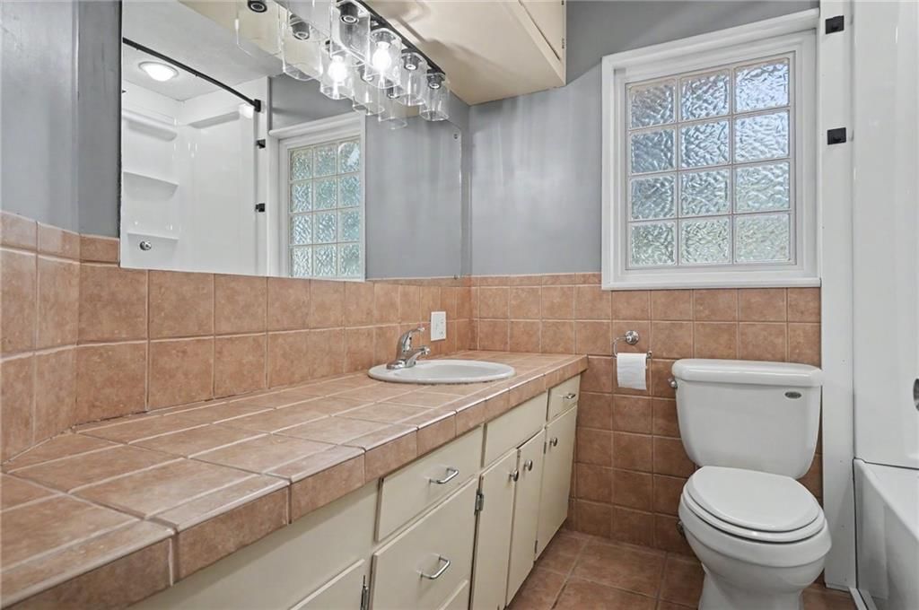 1229 S Elm Street — photo 21