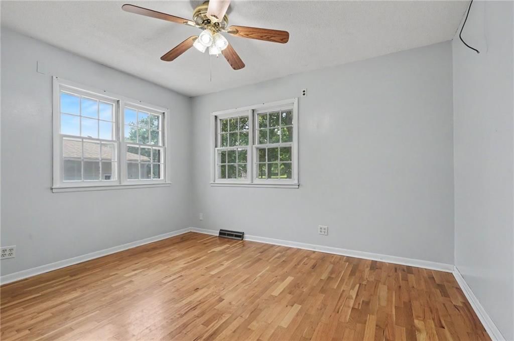 1229 S Elm Street — photo 23
