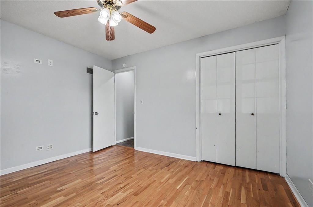 1229 S Elm Street — photo 24