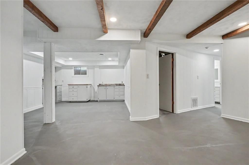 1229 S Elm Street — photo 27