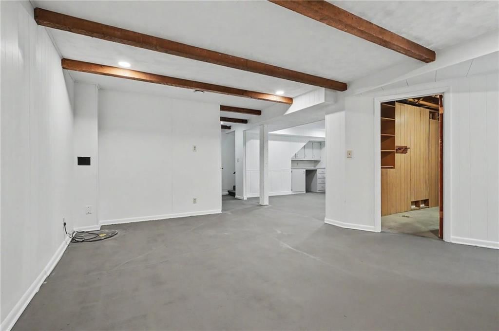 1229 S Elm Street — photo 28