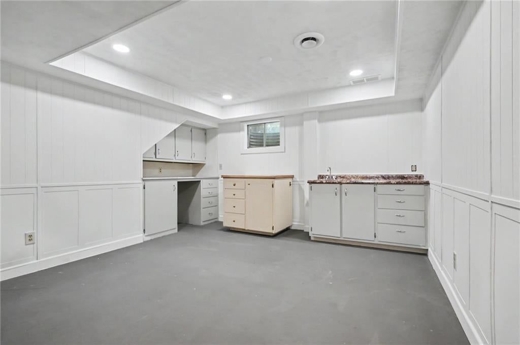 1229 S Elm Street — photo 29