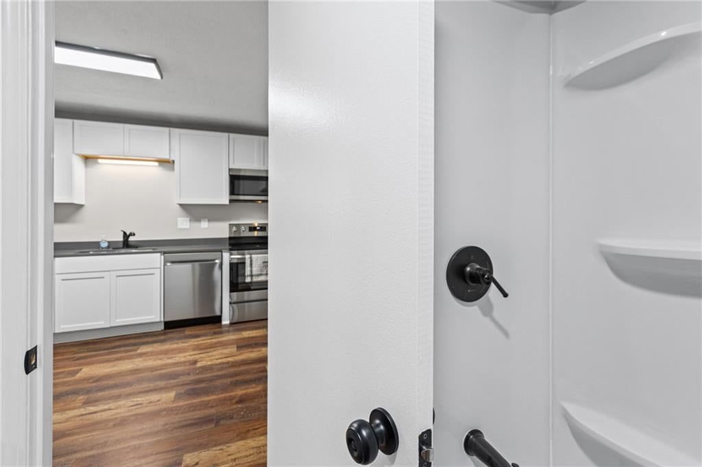 102 E Miami Street — photo 14