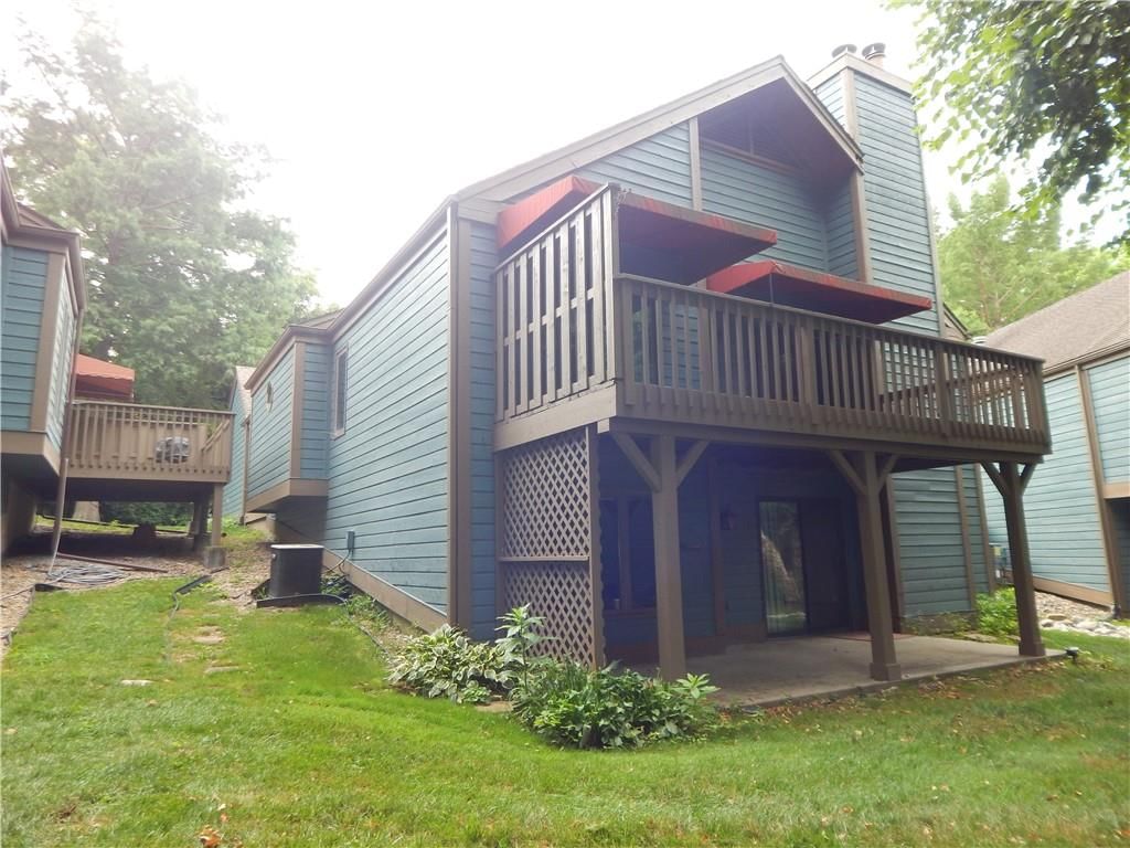 306 LAKESIDE Drive — photo 4