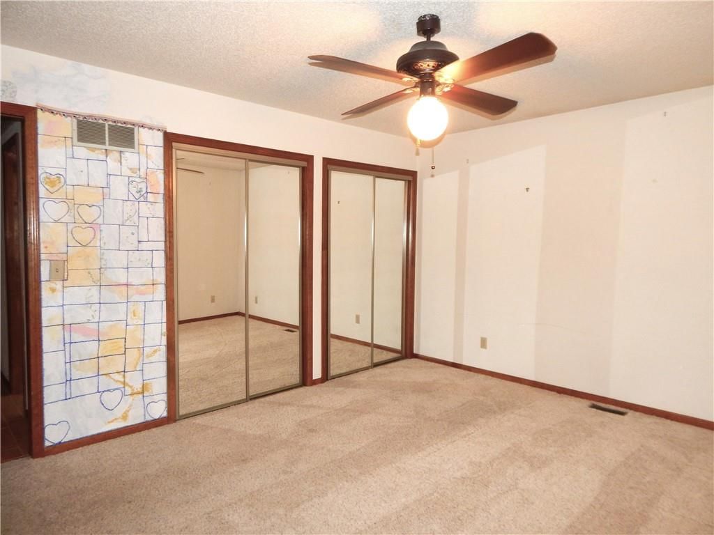 306 LAKESIDE Drive — photo 19