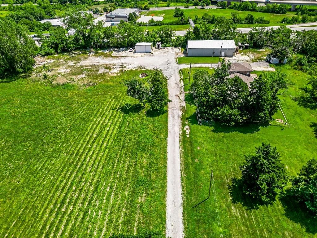 4225 Scott Road — photo 4