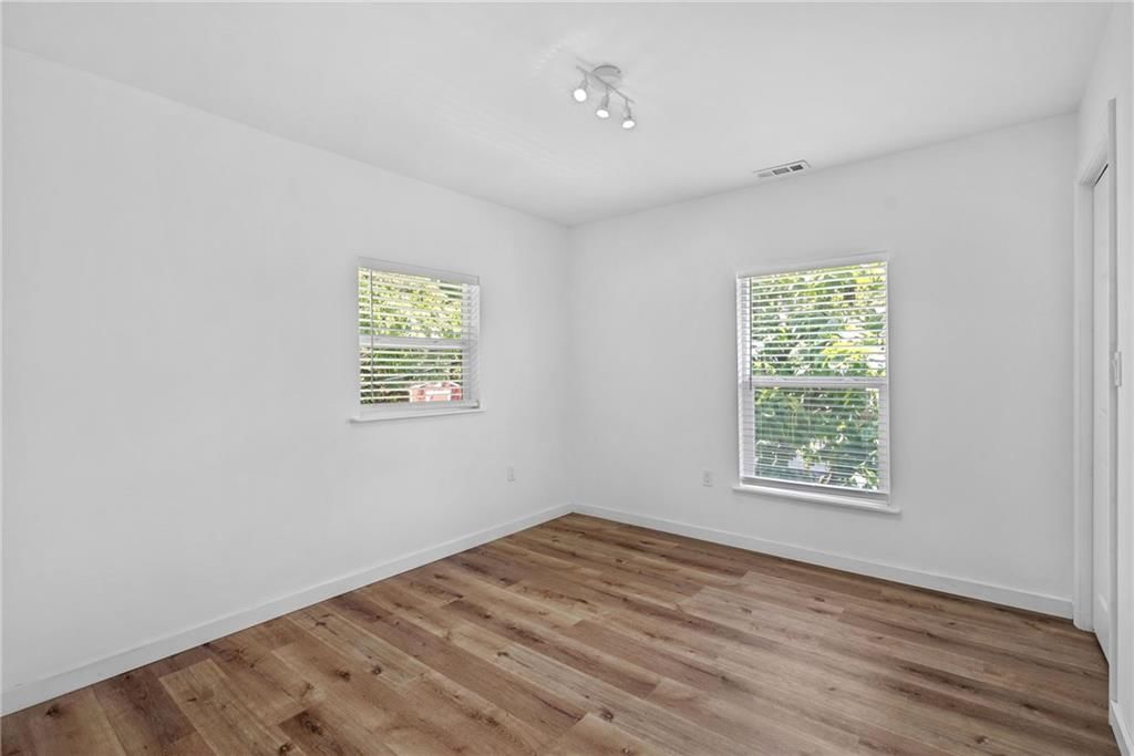 3627 Woodland Avenue — photo 20