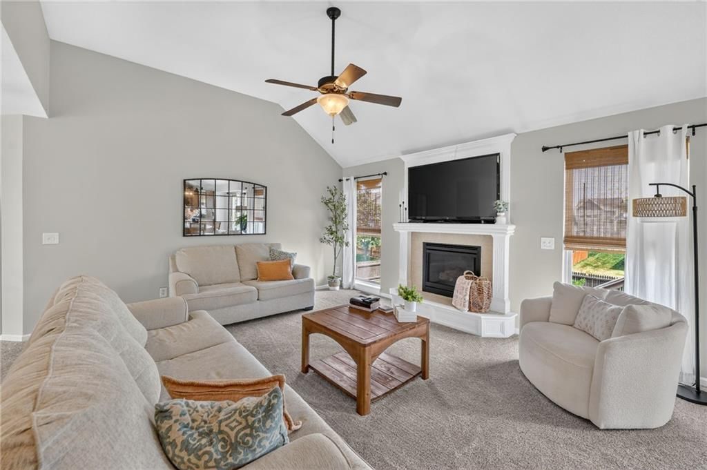 901 N Birch Street — photo 14