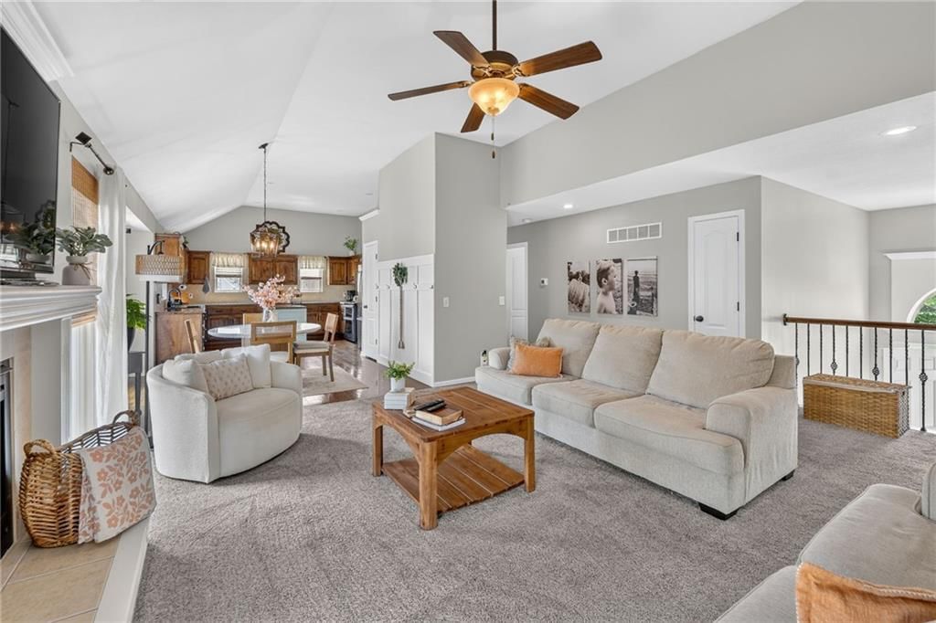 901 N Birch Street — photo 16