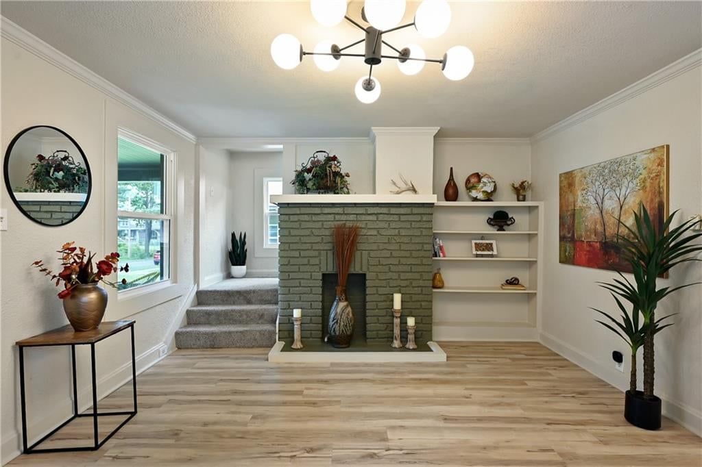 2403 E 69th Terrace — photo 7