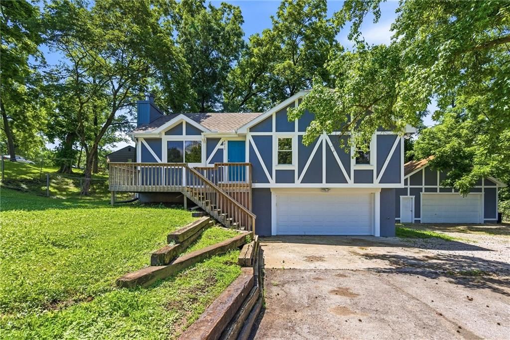 4211 Leavenworth Road — photo 2