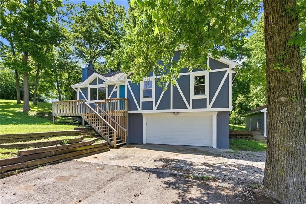 4211 Leavenworth Road — photo 3