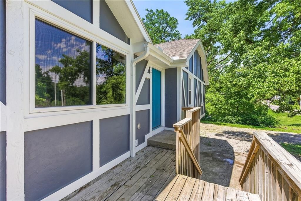 4211 Leavenworth Road — photo 5