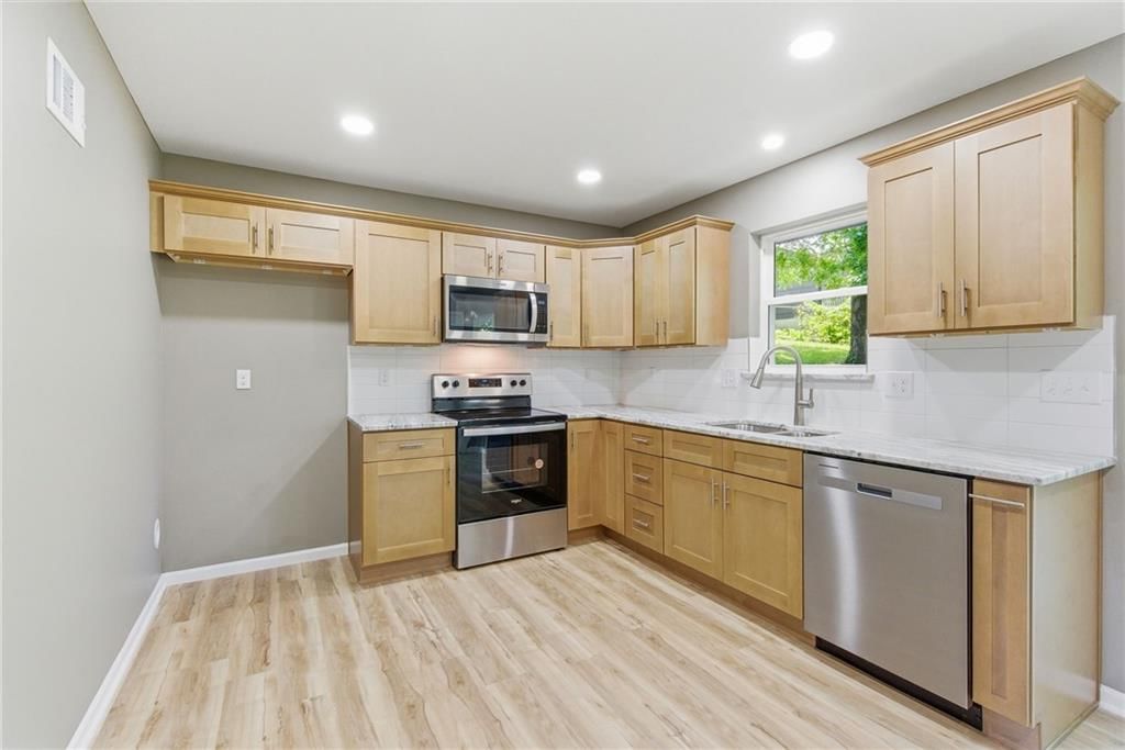 4211 Leavenworth Road — photo 14