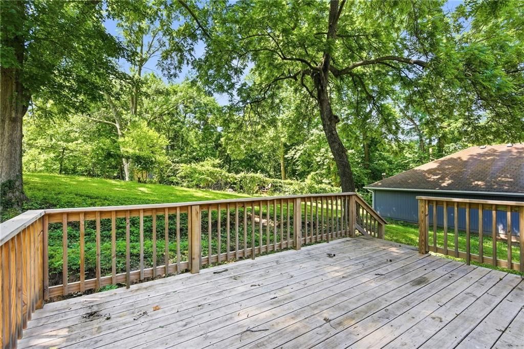 4211 Leavenworth Road — photo 18