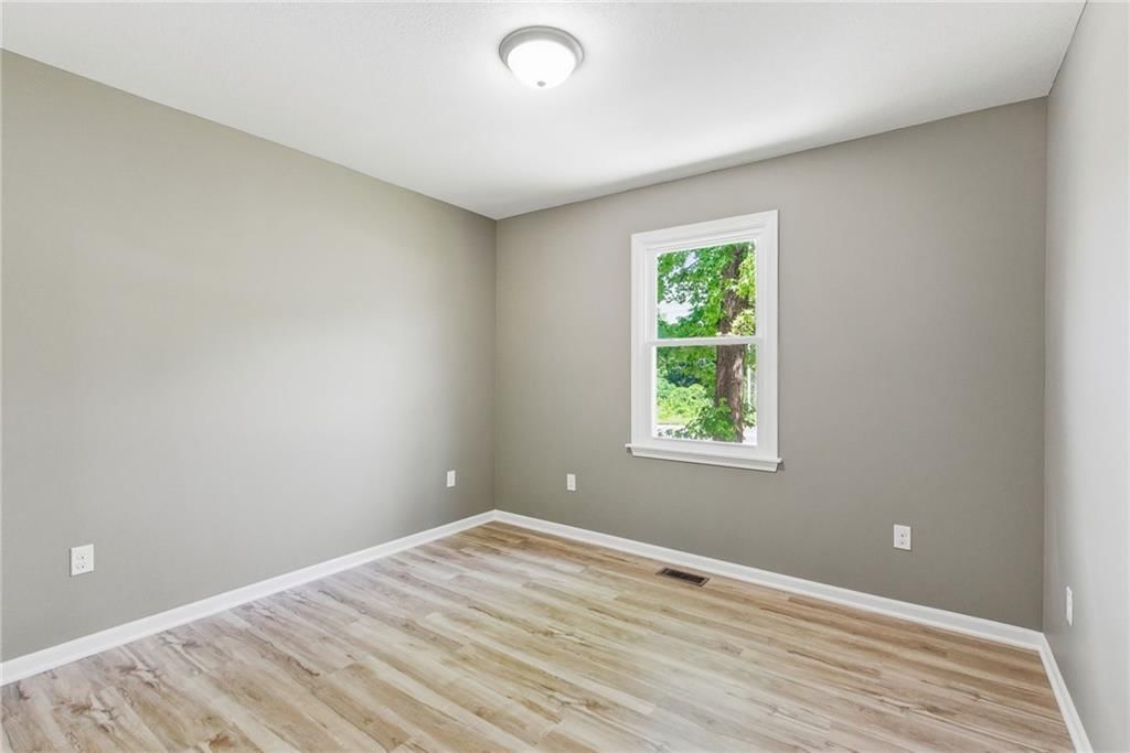 4211 Leavenworth Road — photo 19