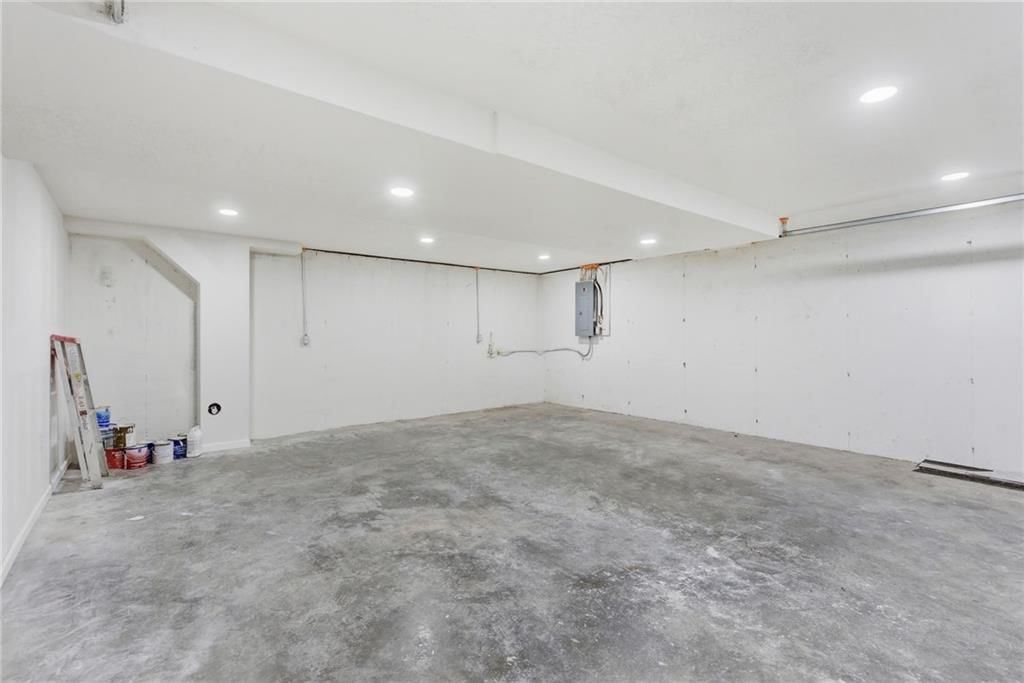4211 Leavenworth Road — photo 30