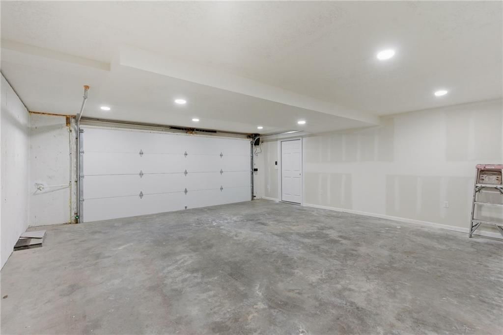 4211 Leavenworth Road — photo 31