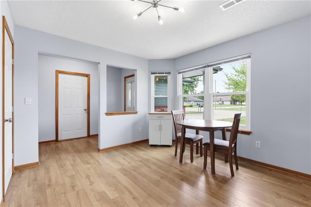 103 SW Blue Branch Circle — photo 11