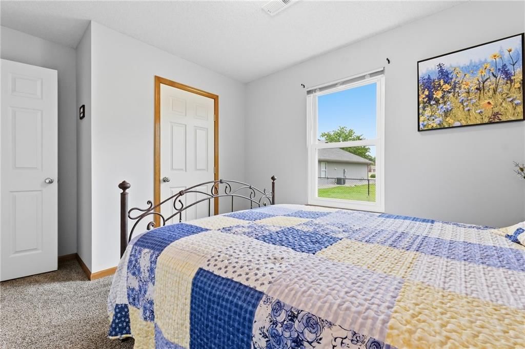 103 SW Blue Branch Circle — photo 16