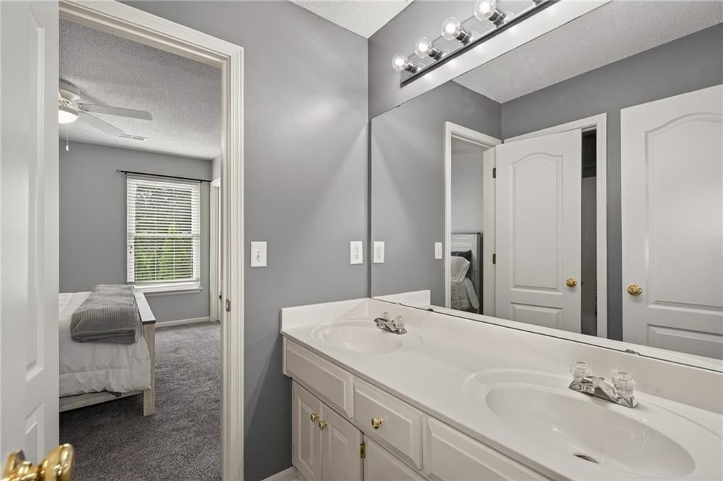 23603 W 53rd Terrace — photo 39