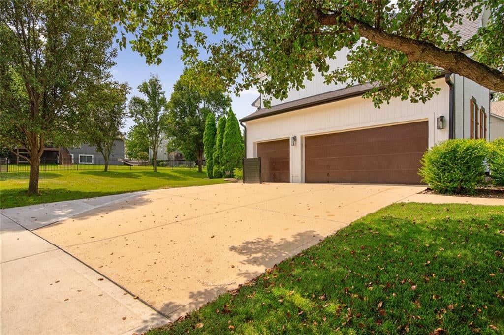 23603 W 53rd Terrace — photo 62