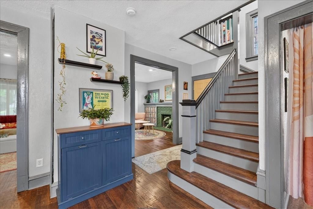 301 N Van Brunt Boulevard — photo 14