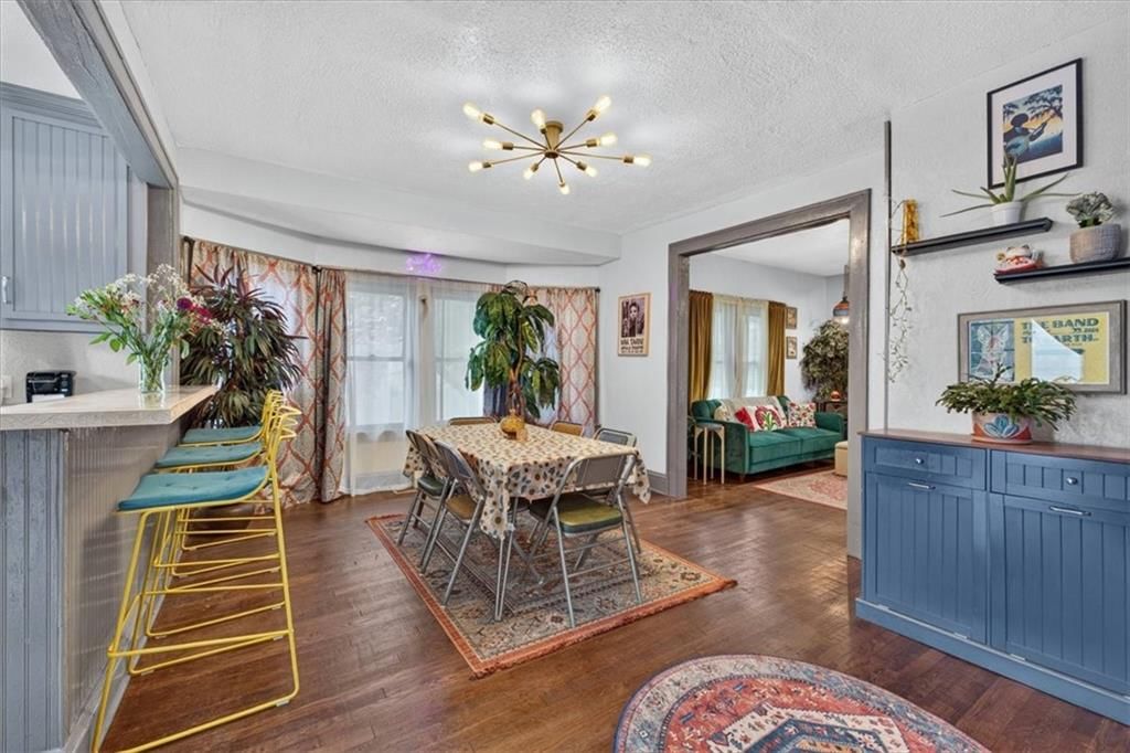 301 N Van Brunt Boulevard — photo 15