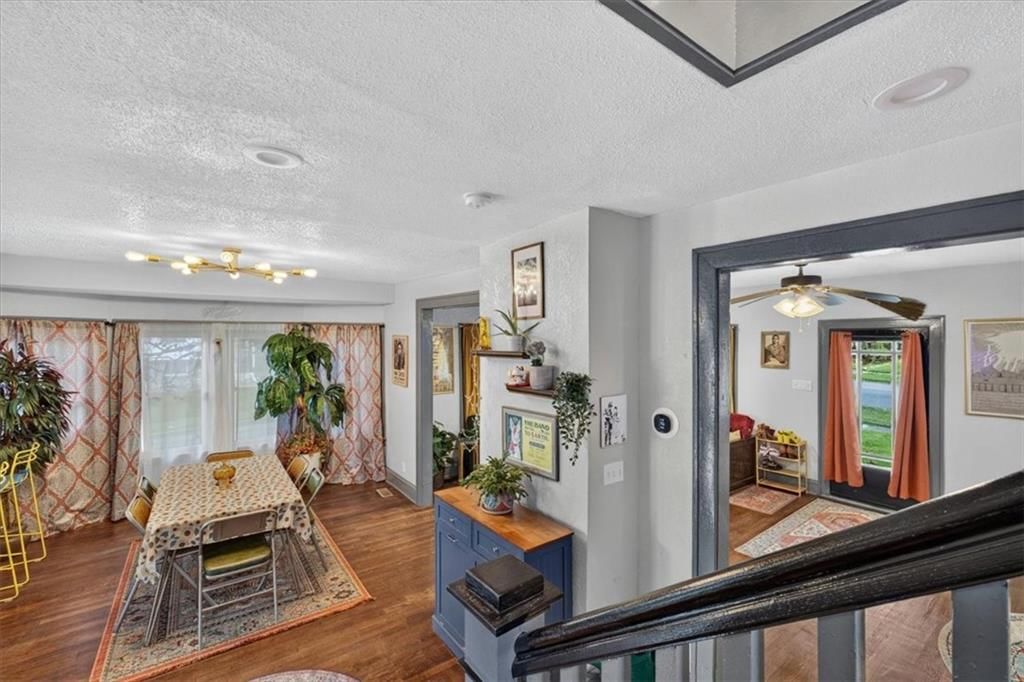 301 N Van Brunt Boulevard — photo 41