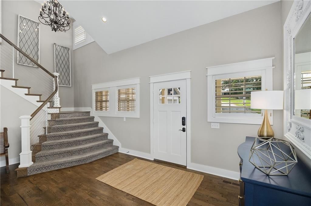 560 Lake Viking Terrace — photo 11