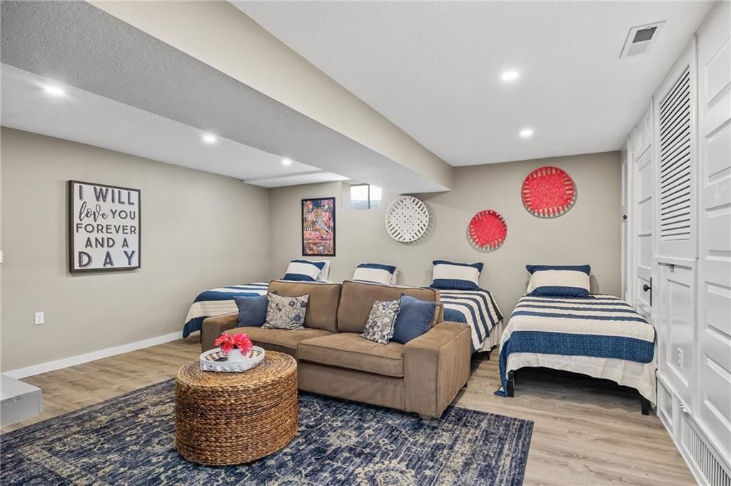 560 Lake Viking Terrace — photo 35