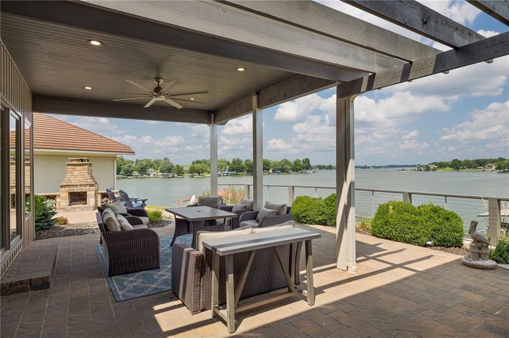 560 Lake Viking Terrace — photo 39