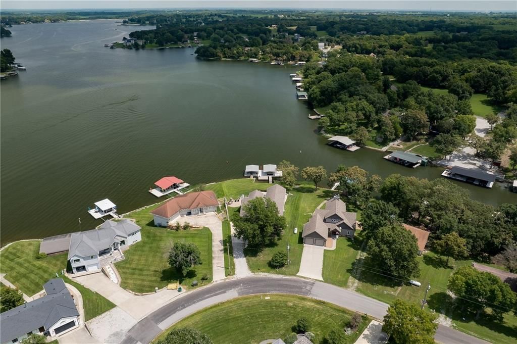560 Lake Viking Terrace — photo 43