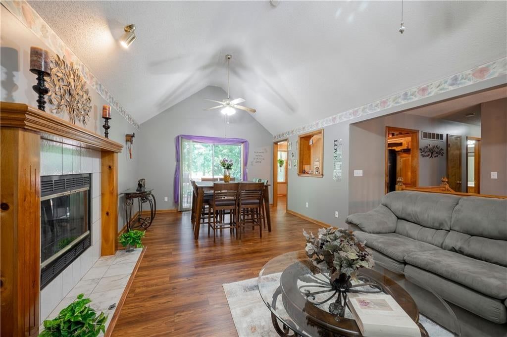 212 Breezeway Lane — photo 4