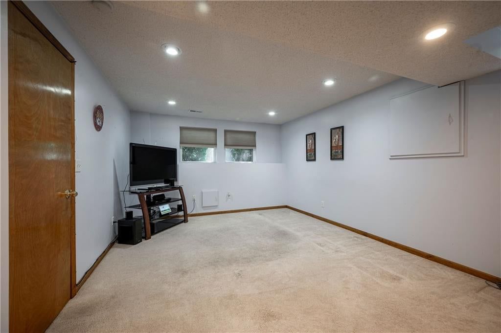 212 Breezeway Lane — photo 15