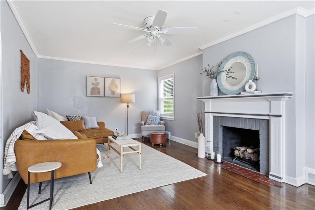 8004 Holmes Road — photo 9