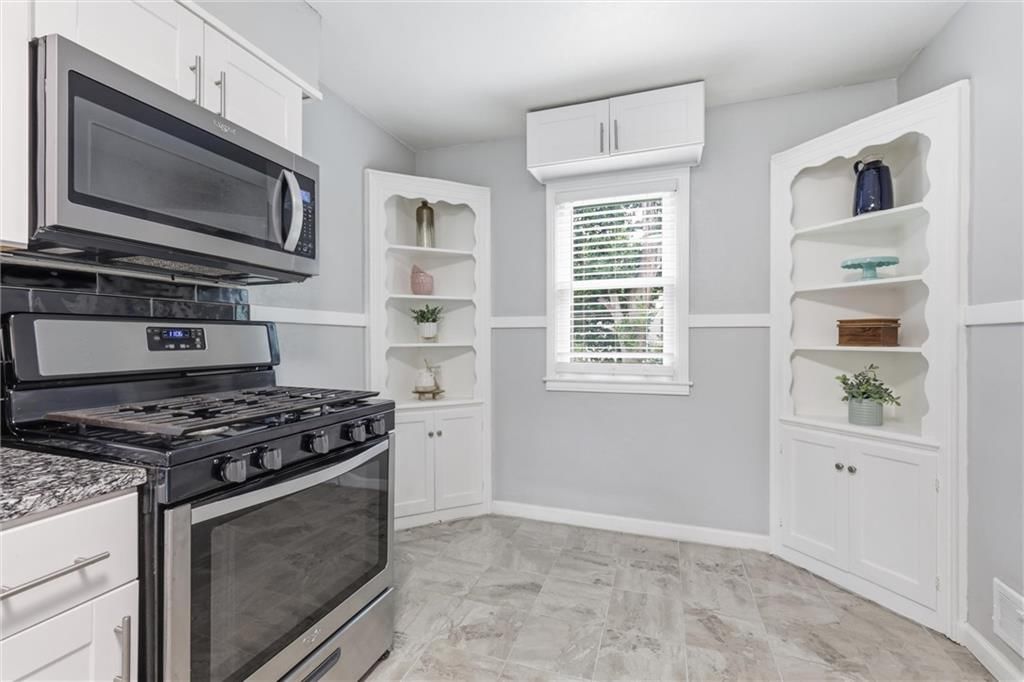 8004 Holmes Road — photo 19