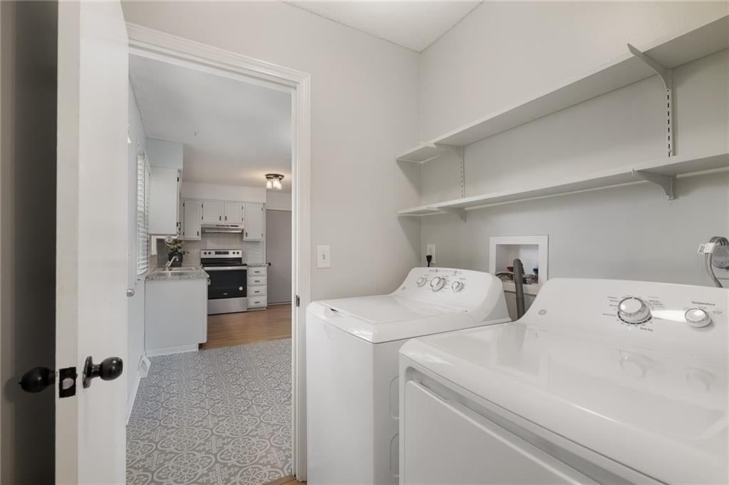 118 E Walnut Street — photo 14