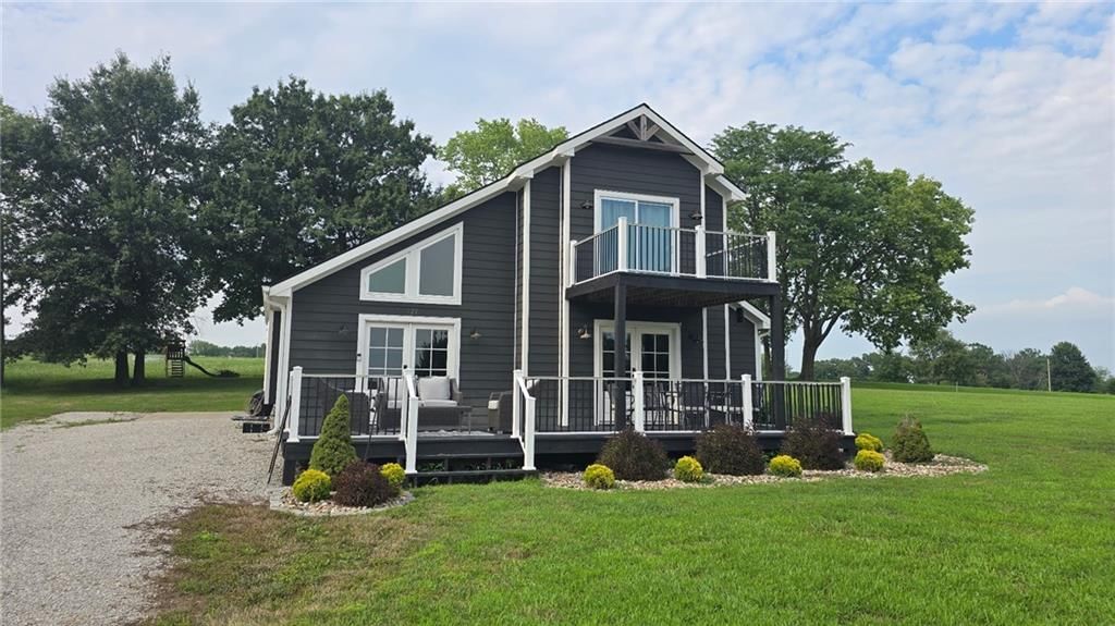 921 Lake Viking Terrace — photo 1