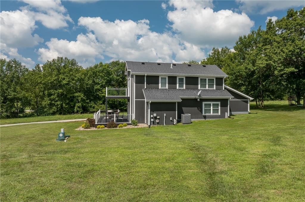 921 Lake Viking Terrace — photo 3