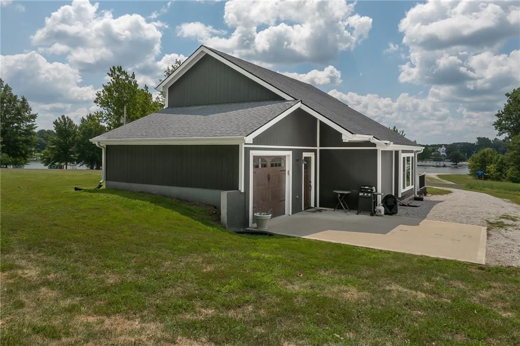 921 Lake Viking Terrace — photo 4
