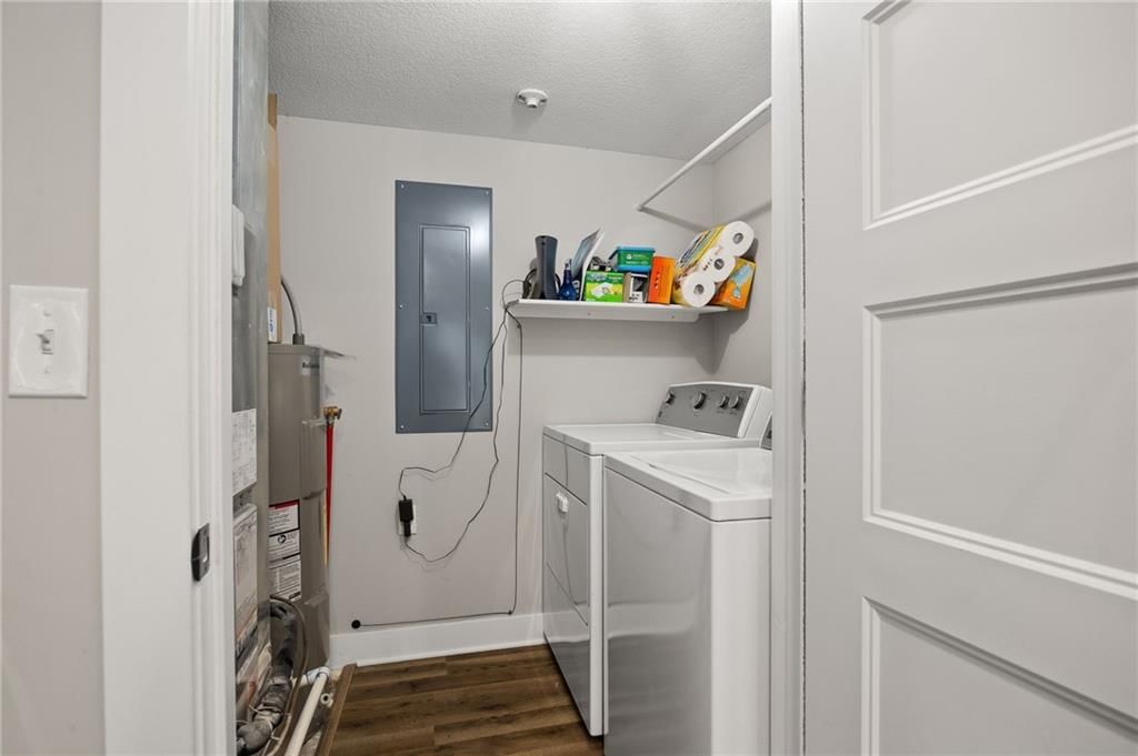 921 Lake Viking Terrace — photo 14