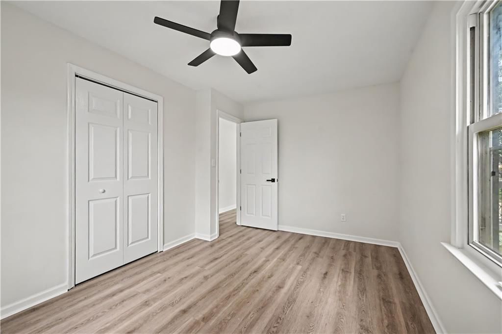 6132 Haskell Avenue — photo 11