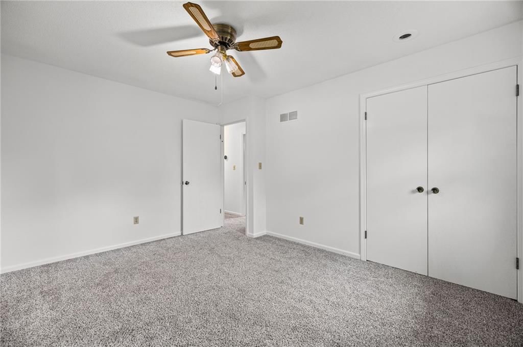Photo 25 of 38 - 503 S Park Drive, Raymore, MO 64083